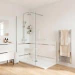 Douche à l'italienne senior et PMR ouverte avec paroi en verre Acces 1G